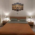 Atraktivna Kuca Sa Saunom I Grijanim Jacuzzijem Vakantiehuis