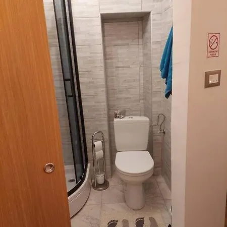 Atraktivna Kuca Sa Saunom I Grijanim Jacuzzijem Casa vacanze