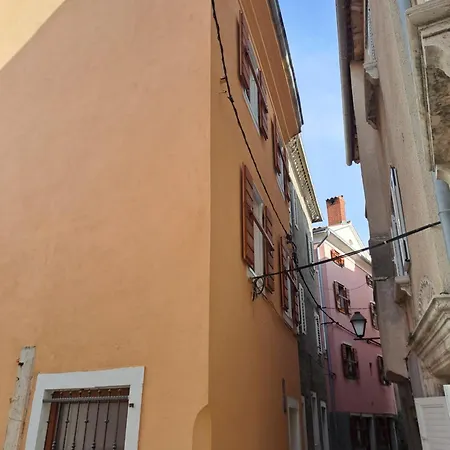 Casa vacanze Atraktivna Kuca Sa Saunom I Grijanim Jacuzzijem *