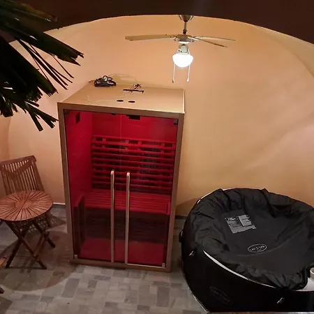 Atraktivna Kuca Sa Saunom I Grijanim Jacuzzijem