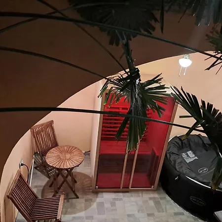 Atraktivna Kuca Sa Saunom I Grijanim Jacuzzijem Casa vacanze *