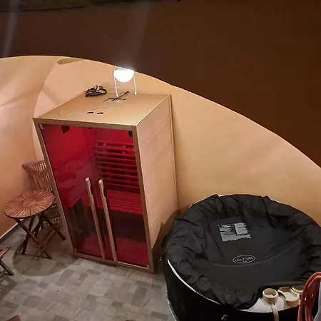 Atraktivna Kuca Sa Saunom I Grijanim Jacuzzijem Casa vacanze *