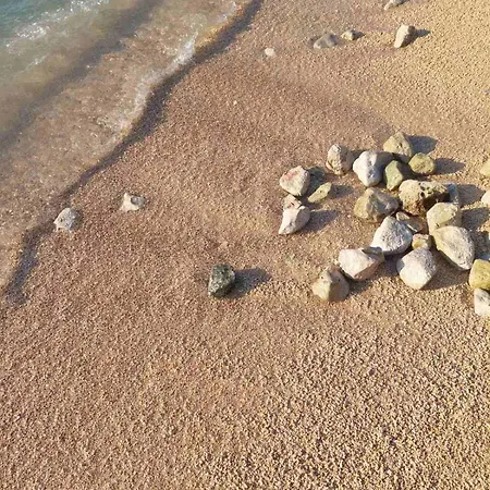 Atraktivna Kuca Sa Saunom I Grijanim Jacuzzijem Casa vacanze Cres