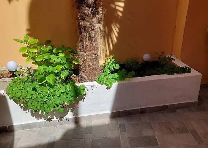 Atraktivna Kuca Sa Saunom I Grijanim Jacuzzijem * קרס