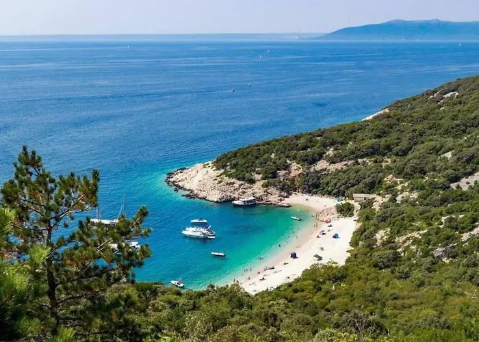 Atraktivna Kuca Sa Saunom I Grijanim Jacuzzijem Σπίτι διακοπών Cres